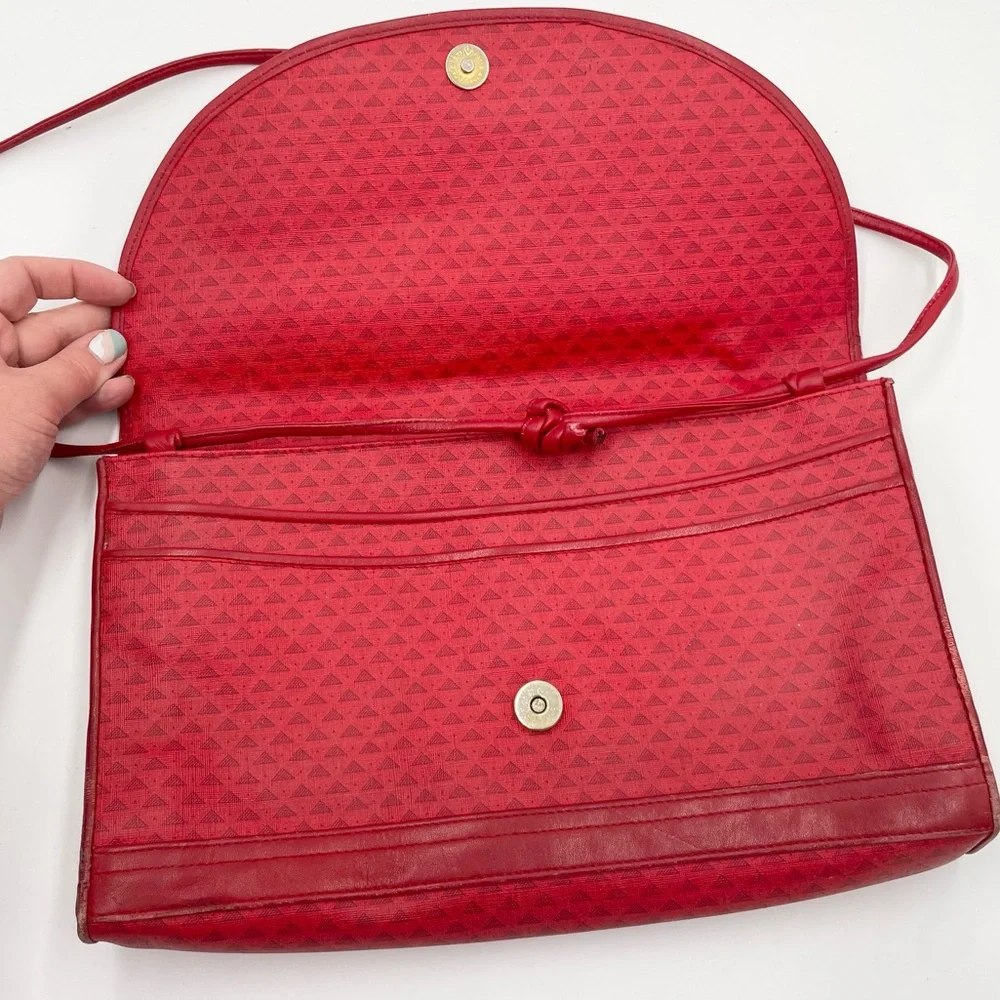 Vintage 1984 Liz Claiborne Red Leather Flap Bag Purse Geometric Print Adjustable